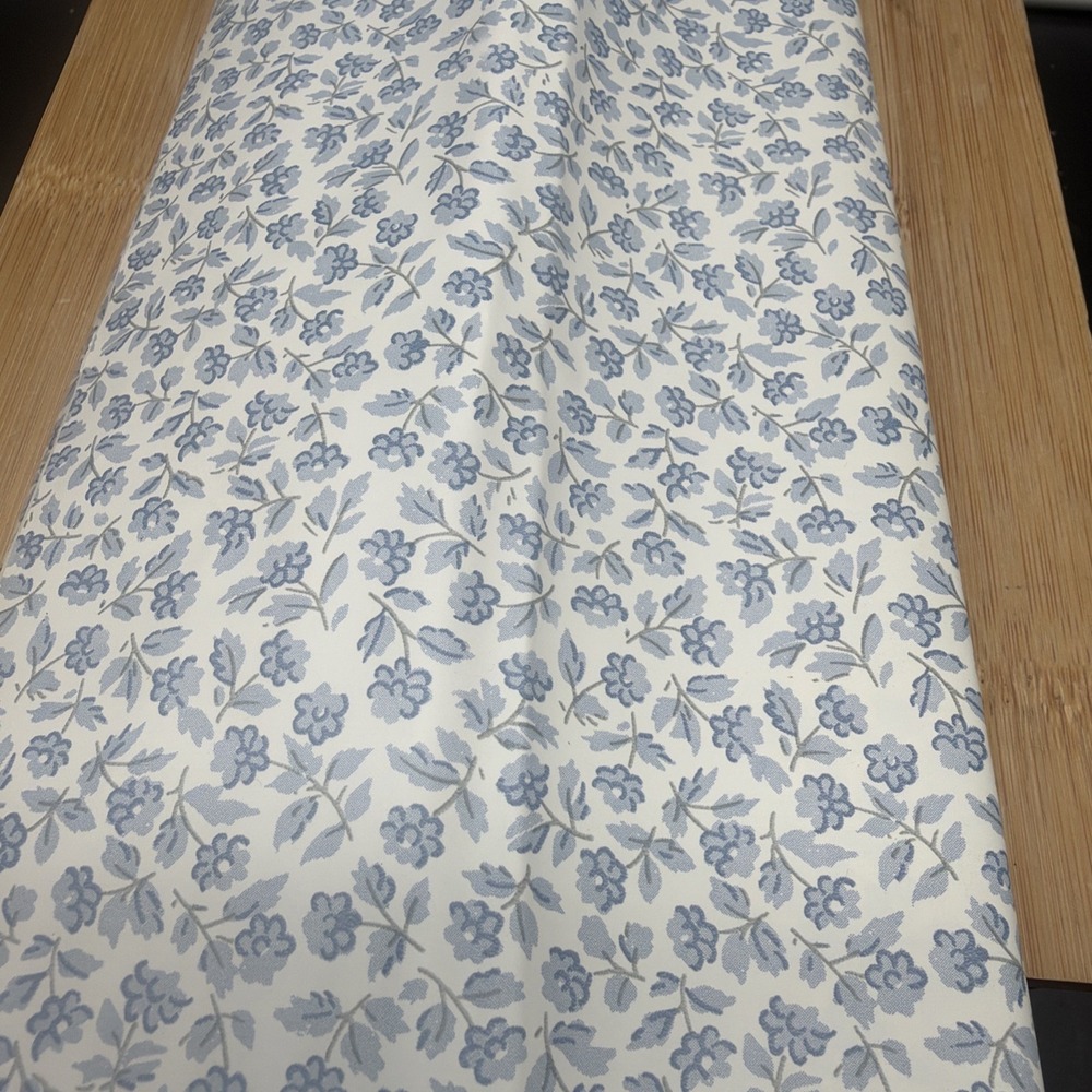 2 VTG Magic Cover Self-Adhesive Vinyl Contact Paper Blue Floral 1 Unopened